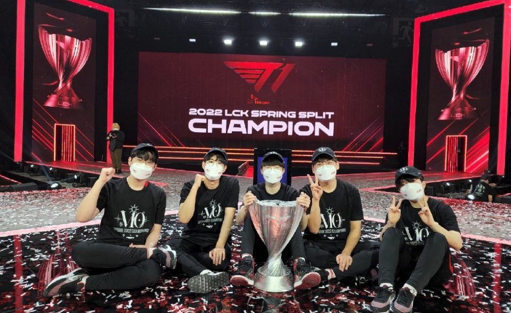 频繁暴露空 频繁暴露空